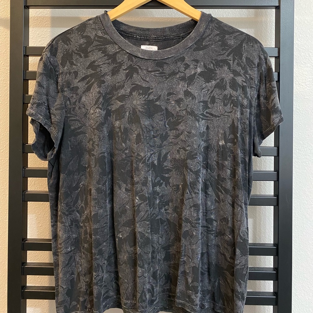 RVCA shirt!